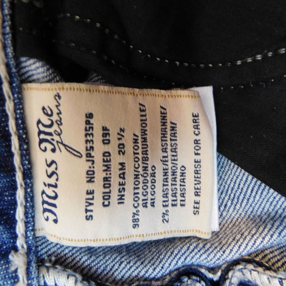 Miss Me Mid Rise Capri Jeans Womens Size 27 Distressed Embroidered Studded Denim - Picture 9 of 10